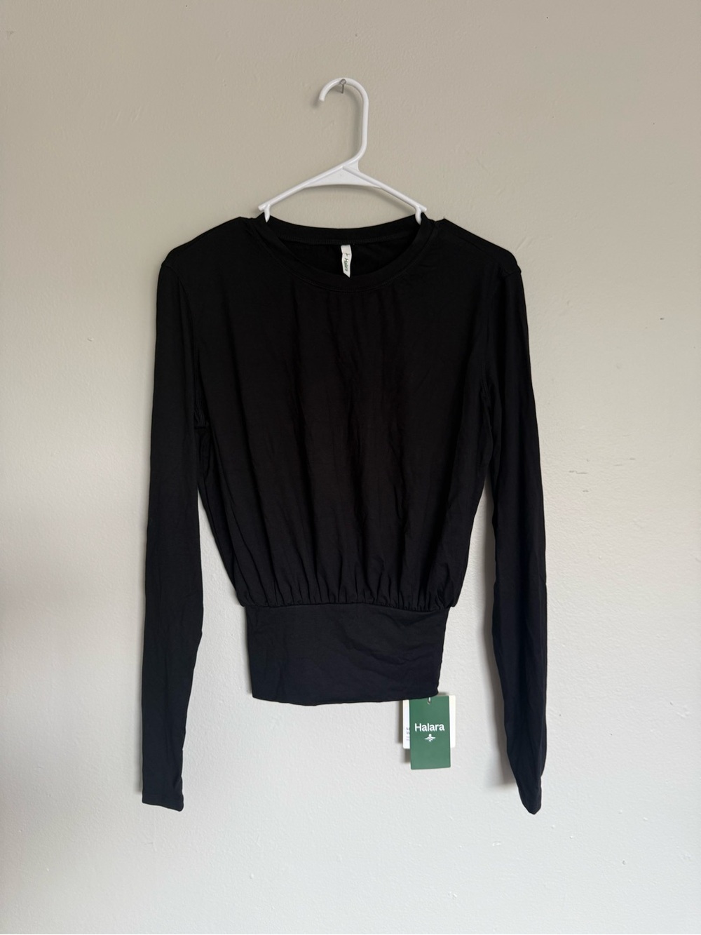 HALARA Black Long Sleeve Cinched Waist Top